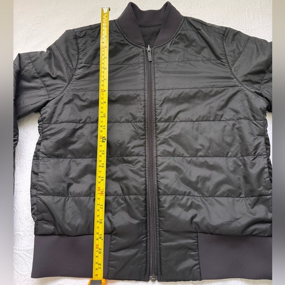 lululemon athletica Black Reversible Bomber Jacket with pockets size 6 - Picture 10 of 14